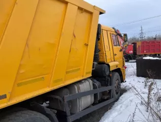 Автомобиль-самосвал Hongyan CQ3406HV39, VIN LZFF31T68MD037381, 2021 года выпуска, гос. рег. знак Р701МН142. Отсутствуют ключи.