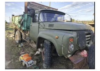ЗИЛ-130 1992 грузовой автомобиль, марка: ЗИЛ-130, год изготовления: 1992, цвет: зеленый, VIN: отсутствует, ПТС: 43ЕО791403, мощность двигателя, л. с. (кВт): 150, разрешенная максимальная масса 10400 кг, масса без нагрузки 4175 кг. Ознакомление с имуществом производится по предварительному…