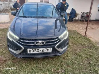 Lada Vesta, 2024 Легковой автомобиль Lada Vesta, 2024 г.в., г/н В050КЕ761, VIN XTAGFL110R0792475, черного цвета, со слов должника транспорт исправен, на переднем бампере справа имеется небольшое повреждение, отсутствует заглушка, в залоге, (Поручение ТУ Росимущества в РО от 19.08.2026 № 61-1323-У)…