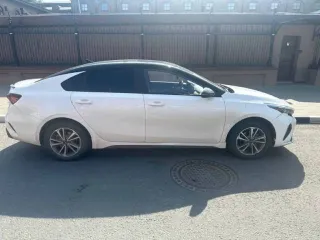 Kia K3 2023 года, 140 лс, АКПП, легковой автомобиль, VIN LJD3AA294P0095411