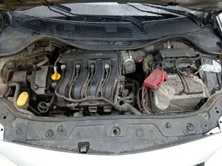 Renault Megan, 2005 - автотранспортное средство Рено Меган, 2005 г.в., VIN VF1LM1B0H33612300, номер кузова VF1LM1B0H33612300. Требуется замена тормозных дисков и колодок по кругу, имеется трещина на лобовом стекле, ремонт или замена капота, имеются сколы и царапины по всему кузову, пороги под…