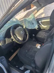 Nissan Terrano, 2015 года выпуска, 102 л.с., 66497 км, VIN Z8NHSNH8553383017. На имущество зарегистрировано ограничение (обременение) права: находится в залоге у АО «Экспобанк». Автомобиль участвовал в ДТП, не пригоден для эксплуатации, наблюдаются дефекты: копит и передняя часть деформированы, с…
