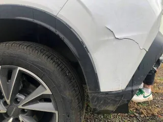 Omoda C5 2024 года выпуска, VIN LVVDB21BXRD106376, госномер Т583УК193. Автомобиль после аварии.