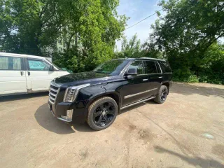Cadillac Escalade 2020 года выпуска, VIN 1GYS47KJ4LR282326, цвет черный. Объем двигателя 6162 см³, мощность 313 кВт/425.6 л.с., экологический класс 6. Тип транспортного средства: легковой универсал, государственный регистрационный знак В469КА790.
