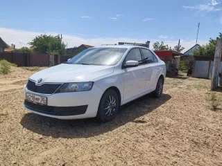 Skoda Rapid 2018, марка SKODA, модель RAPID, год выпуска 2018, VIN XW8AG2NH1JK138277, номер двигателя CWV532137, номер кузова XW8AG2NH1JK138277, цвет кузова белый, мощность двигателя 90 л.с. (кВт), техническое состояние: автомобиль на ходу, пробег 91 239 км.