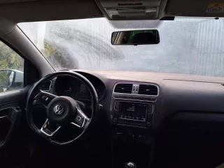 Автомобиль VOLKSWAGEN POLO, 2019 г.в., цвет белый, VIN XW8ZZZ61ZKG049727. Имущество обременено залогом АО «Эксперт Банк»