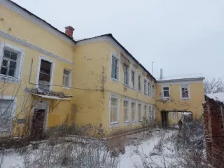 Дом купцов Сыроежиных 598,9 кв.м Ярославская область нежилое здание, площадью 598,9 кв.м, количество этажей: 2, в том числе подземных 0, кадастровый номер 76:20:080427:23, объект культурного наследия местного (муниципального) значения «Дом купцов Сыроежиных», нач. XIX в., середина XIX в., нач…