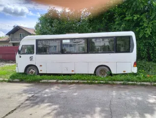 Hyundai HD LWB County 2010. Микроавтобус Хендэ HD LWB County. Год выпуска: 2010. Расположение руля: левый руль. Объем двигателя: 3907 куб. см. Мощность: 145 л. с. Тип двигателя: Дизельный. Неисправности: двигатель, коробка передач, подвеска транспортного средства в неисправном состоянии, имеются…