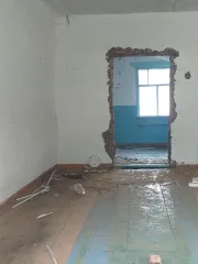 Нежилое здание - школа, общая площадь 130,0 кв.м, кадастровый номер 02:48:140501:246. Земельный участок, общая площадь 2552 кв.м, кадастровый номер 02:48:140501:136, вид разрешенного использования – под начальную школу, категория земель – земли населенных пунктов. Республика Башкортостан…