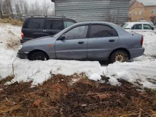 Chevrolet Lanos 2009 года выпуска, госномер М544АК29, VIN Y6DTF69Y090206976. Местами на корпусе имеются следы ржавчины, лобовое стекло треснуто. Имеются оригиналы ПТС и СТС (11-004534-1). Техническое состояние транспортного средства не проверялось.