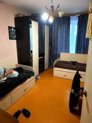 Квартира 50.4 кв. м, Орловская область, город Орёл, улица Орловских Партизан, дом 3, квартира 130. Кадастровый номер 57:25:0040224:347, общая площадь 50.4 кв. м, вид права – собственность.