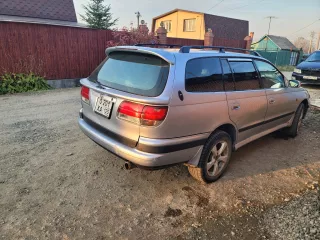 Легковой автомобиль, марка: ТОЙОТА, модель: Калдина, год изготовления: 1996, цвет: серый, ПТС: 25НС839464, г/н: О201ХА125, мощность двигателя, л. с.  кВт : 85/115, кузов №: АТ1915004377, разрешенная максимальная масса 1455 кг, масса без нагрузки 1180 кг