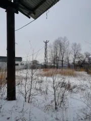 Земельный участок площадью 7218 кв. м с кадастровым номером 27:23:0040714:2. На участке расположены объекты недвижимости общей площадью 8325.9 кв. м: гараж (лит. В) площадью 215.8 кв. м, кадастровый номер 27:23:0040714:117; склад (лит. Б, Б1) площадью 585.8 кв. м, кадастровый номер…