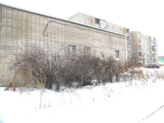 Нежилое здание - молочный павильон, площадью 372,3 кв. м., кадастровый номер: 74:08:4702024:464, адрес: Челябинская область, г. Карталы, пер. Дзержинского, д. 9г. Ознакомление с имуществом осуществляется по заявке по тел. 89048159915 или эл. адресу: chesaserg@@mail.ru.