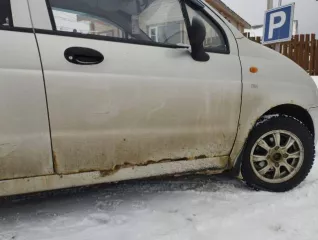 Транспортное средство: легковой автомобиль, категория: B  марка: Daewoo, модель: Matiz  идентификационный номер  VIN : XWВ4A11BV8A142918  год изготовления ТС: 2007  шасси: отсутствует  цвет кузова: серебристый  разрешённая максимальная масса, кг: 1210  масса без нагрузки, кг.: 810. Автомобиль не на…