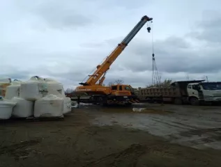 Кран KATO KR-25H-V5 2006 г.в., грузоподъемность 27 т, номер KR258-0086.