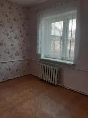 Земельный участок 913 кв.м с 7 нежилыми зданиями, Саратовская область. Земельный участок площадью 913,0 кв.м, с расположенными на нем объектами недвижимого имущества – нежилое здание, площадью 121,1 кв.м, нежилое одноэтажное здание, площадью 52,6 кв.м, комплекс складских помещений, площадью 23,5…