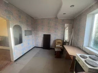 (Жилой дом, площадью 126 кв.м., 2 этажа),кадастровый номер 86:10:0101143:541; Адрес: Ханты-Мансийский автономный округ – Югра, г. Сургут, ДПК № 39 «Пищевик», ул. Дружбы, д. 35,  
(Земельный участок, площадью 791 кв.м.) кадастровый номер 86:10:0101143:435. Адрес: Ханты-Мансийский автономный округ –…
