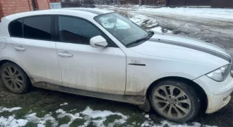 BMW 118i, 2011 года выпуска, идентификационный номер VIN: WBAUE71060E740324