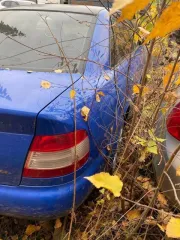 Audi A4 1995 года, 125 лс, полный привод. VIN WAUZZZ8DZTA055943, цвет синий.