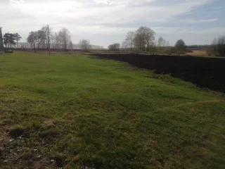 Доля дома 120,2 м² и участка 3872 м² в Ульяновской области. 1/3 доля в праве на жилое здание, площадь 120,2 кв.м., кадастровый номер: 73:20:020503:127 и 1/3 доля в праве на земельный участок, площадь 3872 кв.м., категория земель: земли населенных пунктов, разрешенное использование: для ведения…