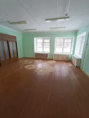 Склад 41,9 кв.м и соц.-реаб. центр 1093,6 кв.м, участок 4906 кв.м, Вологодская обл. Недвижимое имущество, расположенное по адресу: Российская Федерация, Вологодская область, Сямженский р-н, д. Ногинская, ул. им. Поспелова, д. 9. Склад, кадастровый номер 35:13:0102005:616, назначение: нежилое…