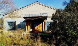 Здание магазина, лит. АА1, назначение: нежилое, кадастровый №13:03:0104009:1638, общей площадью 400,1 кв.м., расположенное по адресу: Республика Мордовия, Атяшевский район, село Атяшево, переулок Советский, дом 6. Земельный участок для общественно-деловых целей, категория земель: земли населенных…