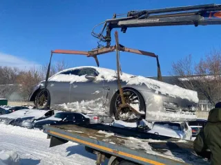 Porsche Panamera 2009 года выпуска, серого цвета. VIN WP0ZZZ97ZAL043312, номер двигателя М484ОА03422.