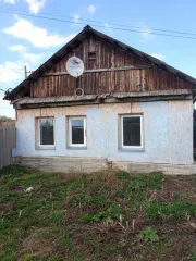 Доля дома 72.1 кв.м и участка 757 кв.м в Челябинской области. 1/7 доля дома и 1/7 доля земельного участка. Еще 1/7 доля дома и 1/7 доля земельного участка. Еще 1/7 доля на здание, площадь 72.1 кв.м, назначение: жилое, адрес: Россия, Челябинская обл., Увельский р-н, с. Красносельское, ул…