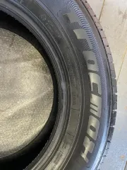 Автомобильная летняя шина Tracmax X-privilo H/T 265/60 R18 Количество 4 шт. Дата выпуска 01 неделя 2023 года, шины новые, не устанавливались, не эксплуатировались. 
Производитель: Tracmax 
Тип запчасти: Автомобильная летняя шина 
Состояние: Дата выпуска 01 неделя 2023 года, шины новые, не…