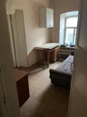 Административное помещение № 1004, общей площадью 21,2 кв.м. с кадастровым номером 43:35:310130:270, расположенное по адресу: Кировская область, р-н Уржумский, г. Уржум, ул. Советская, д. 46, пом. 1004 (входит в состав объекта культурного наследия федерального значения «Дом жилой», регистрационный…