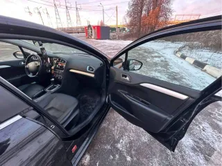 Citroen C4 2014 года, 120 лс, 141026 км, VIN: Z8TND5FS9EM030181, гос. рег. номер: С289ХХ180, в залоге у Банк ВТБ (публичное АО)