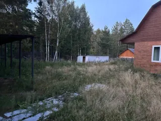 Дом 96,9 кв.м. и земельный участок 1000 кв.м. в Свердловской обл. Дом, площадью 96,9 кв.м., с кадастровым номером: 66:42:0201003:2799, расположенный на земельном участке, площадью 1 000 кв.м., с кадастровым номером: 66:42:0201003:1467, по адресу: Свердловская область, г. Заречный, кв-л Соловьиная…