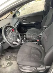 KIA RIO Год выпуска: 2012 Идентификационный номер  VIN : Z94CC41BADR091461 Номер шасси  рамы :    Номер кузова  кабины : Z94CC41BADR091461 Цвет кузова  кабины : Белый Номер двигателя:   Рабочий объем  см³ : 1591 Мощность  кВт/л.с. : 90/123.0 Экологический класс: ЧЕТВЁРТЫЙ