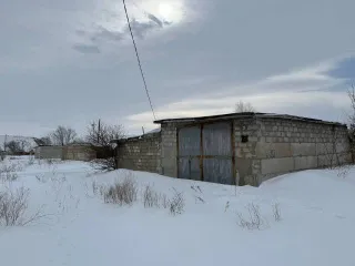 Нежилое помещение 46,4 кв.м и участок 52 кв.м, Республика Башкортостан Гараж 46,4 кв.м. и земельный участок 52 кв.м. в Башкортостане еще Гараж 46,4 кв.м. и земельный участок 52 кв.м. в Башкортостане еще Гараж, площадь 46.4 кв.м., назначение: Нежилое, количество этажей: 1, адрес (местонахождение)…