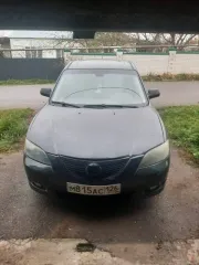 Mazda 3 2005 года выпуска, черный цвет. VIN: JMZBK12Z561296176, госномер: М815АС126. Мощность двигателя 77 л.с. (105 кВт), рабочий объем 1598 куб. см.