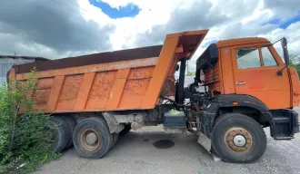 КАМАЗ 6520 2007 года выпуска, VIN: XTC65200071146768, самосвал, госномер А912ВН174, пробег 200000 км. Ознакомление с имуществом и документами осуществляется по согласованию в рабочее время (тел. 89126997237; Gorkushenko_66@mail.ru).