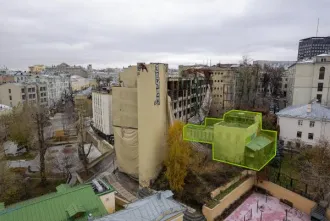 Продажа нежилого здания площадью 281,3 кв. метра по адресу: Российская Федерация, г. Москва, вн.тер.г. муниципальный округ Басманный, пер Петроверигский, д. 6-8-10, стр. 7. Является объектом культурного наследия регионального значения. Кадастровый номер 77:01:0001034:1106.