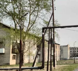 Квартира, назначение: Жилое, Вид объекта: Помещение,площадью 62,6 кв.м., кадастровый номер: 66:08:0201004:412,расположенная по адресу: Свердловская обл., Верхнесалдинский р н, п.Басьяновский, ул.Труда, д.1, кв.8, находится в залоге у ПАО «СОВКОМБАНК».