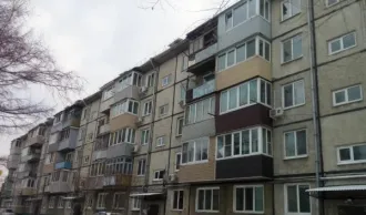 Квартира 42,9 м², Приморский край, Уссурийск, ул. Агеева, 56-60. Жилое помещение, эт. 5, общ. пл. 42,9 кв.м., кад. № 25:34:017501:5209, адрес: Приморский край, г.о. Уссурийский, г. Уссурийск, ул. Агеева, д. 56, кв. 60. Сведения о зарегистрированных: Имишова А.М., сведения о задолженности по…