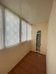 Квартира 50 кв.м. в Московской области, Павло-Посадский городской округ, деревня Евсеево, дом 27а, квартира 59. Общая долевая собственность, доля в праве 5/6. Находится в залоге у ПАО "Sberbank". Кадастровый номер: 50:17:0000000:44172.