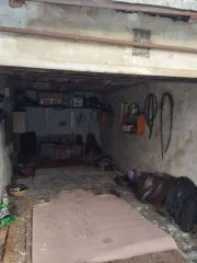 Гараж 18.8 кв.м, 3/4 доли в праве, кадастровый номер: 66:34:0000000:16352, адрес: Свердловская область, муниципальный округ Асбестовский, город Асбест, гаражно-строительный кооператив № 25, ряд 1, гаражный бокс № 27.