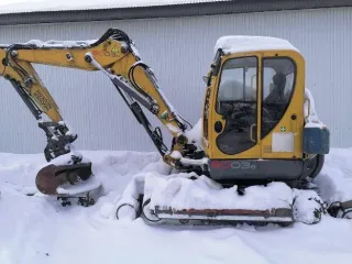 WACKER NEUSON 8003, 2015 Экскаватор WACKER NEUSON 8003, 2015 года еще Экскаватор WACKER NEUSON 8003, 2015 года еще экскаватор WACKER NEUSON 8003 VIN WNCE0605JPAL00710 2015 г.в. с неиспр. шпалоподбивочным блоком RF-System. Не поставлен на учет за должником, все регистрационные действия, вывоз…