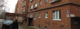 Жилое помещение площадью 41.9 кв. м, кадастровый номер 50:60:0000000:8473 по адресу Московская область, г. Пущино, мкр. Д, д. 12, кв. 41. Без осмотра, заняты третьими лицами по договору коммерческого найма, возможно зарегистрированы лица. Управляющий не гарантирует отсутствие ограничений во время…