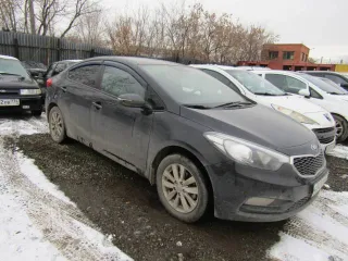Kia Cerato 2014 года, 130 л.с., 155505 км. Автомобиль легковой, марка: Kia, модель: YD (Cerato, Forte), VIN: XWEFX411BE0004641, гос. рег. номер: Е049СН174, год изготовления: 2014