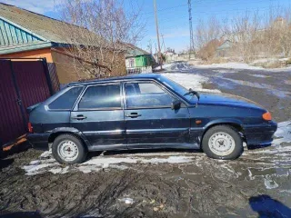 VAZ 2114, 2005 года, 78 лс, 204050 км. Транспортное средство: ВАЗ 21140. Год выпуска: 2005. Идентификационный номер (VIN): ХТА 21140054087132. Номер шасси (рамы): отсутствует. Номер кузова (кабины): ХТА 21140054087132. Цвет кузова (кабины): черный. Номер двигателя: 2111 4231110. Рабочий объем…