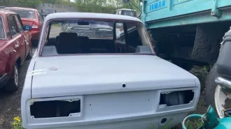 ВАЗ 21074 государственный регистрационный знак Р451ВО45 (годные остатки). Вид транспорта: легковой автомобиль. Государственный регистрационный знак: Р451ВО45. Марка: ВАЗ. Модель: 21074.
