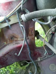 Lada Kalina 2009 года, VIN XTA11193090091081, пробег 164 000 км, цвет серебристо-красный. Состояние неудовлетворительное.