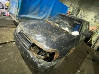 Автомобиль ВАЗ-21112 Лада 111 2007 года выпуска, цвет графитовый металлик. VIN: ХТА21112070283383. Мощность двигателя: 80 л.с. ПТС 63 МН 922754, ключ в наличии. СТС отсутствует. Отсутствует передняя левая фара. Коррозия металла, царапины, потертости по всему кузову. Все узлы и агрегаты двигателя…