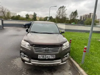 Toyota RAV4 2012 года, идентификационный номер JTMBE33V50D077331, цвет бронзовый.